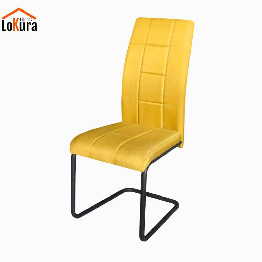 Silla de comedor moderna Lagos en amarillo oro, respaldo alto con patas negras resistentes