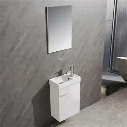 Conjunto de mueble de baño blanco suspendido Buganville instalado en baño moderno