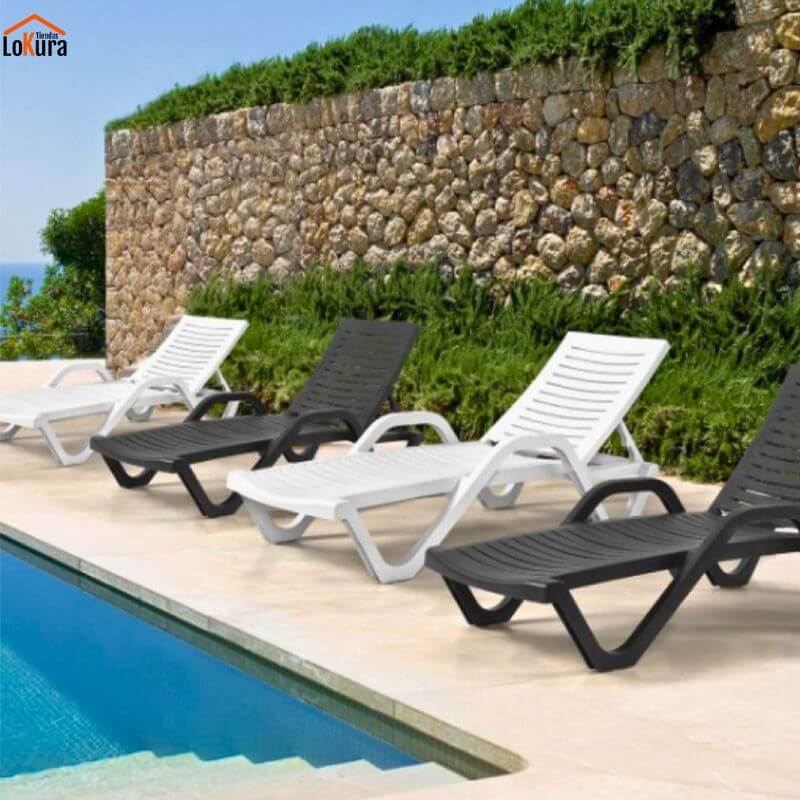 Tumbona Jardín Barata Woody, cómoda y ajustable, perfecta para exteriores. Diseño resistente y fácil de mover, medidas 188x72x45cm 