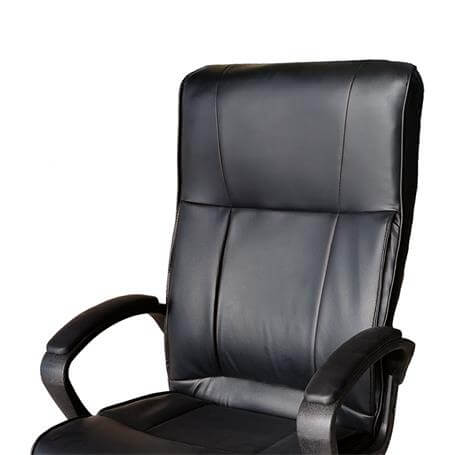 Silla ejecutiva cómoda con ajuste de altura y soporte lumbar en color negro