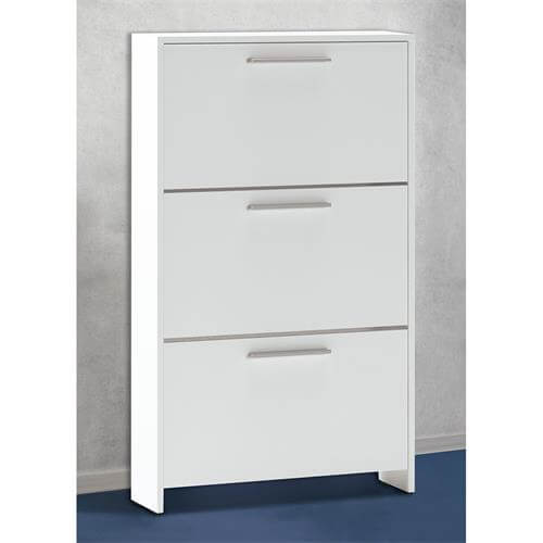 Zapatera de madera blanca Aura con tres puertas abatibles y tiradores metálicos, diseño vertical