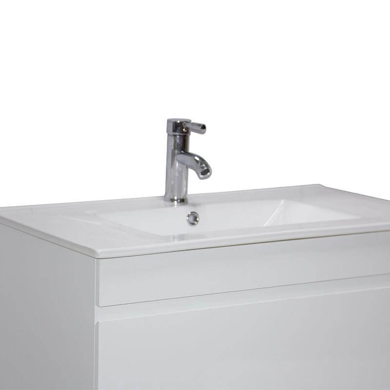 mueble de baño blanco