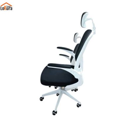 Detalle de silla de oficina ergonómica con soporte lumbar ajustable y malla transpirable, ideal para el confort en Canarias