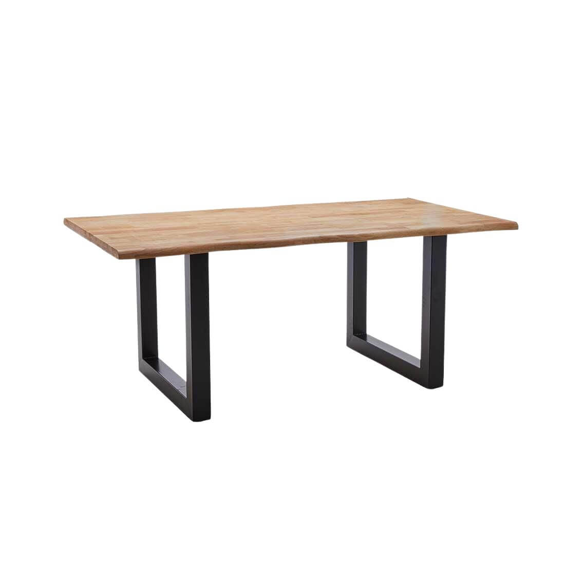 Detalle en ángulo de la mesa comedor madera patas hierro Ondas – diseño industrial con acabado natural