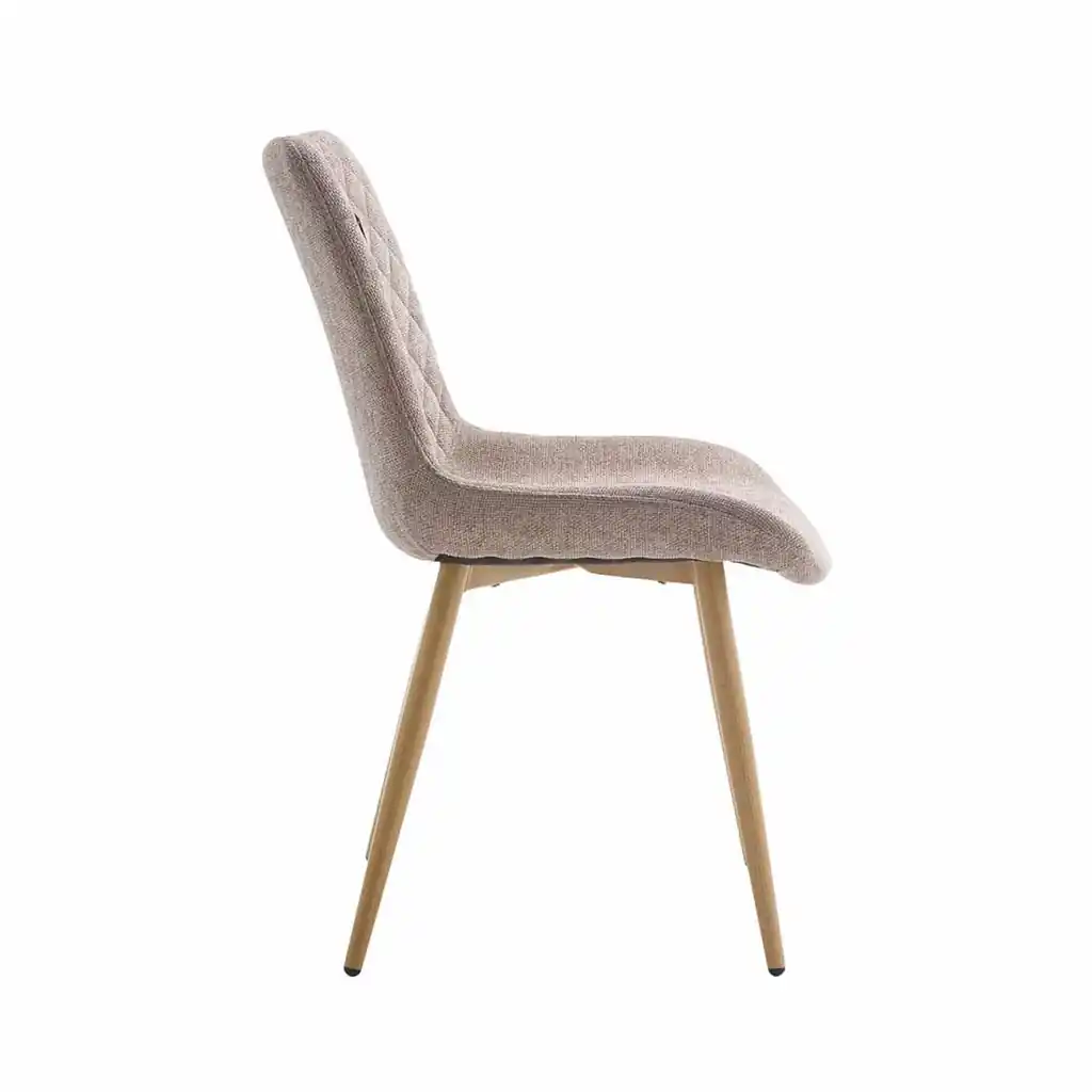 Silla Blair beige tostado vista lateral con patas efecto madera