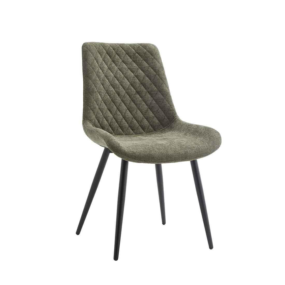 Silla de comedor tapizada en tela verde oliva con respaldo ergonómico y estructura metálica negra.