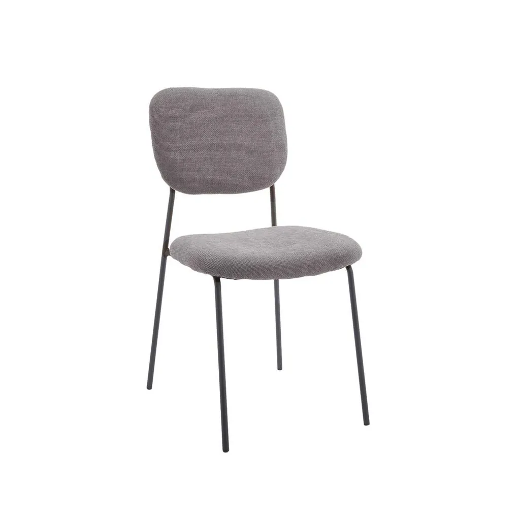 Sillas de tela comedor gris claro con diseño neutro y patas metálicas resistentes