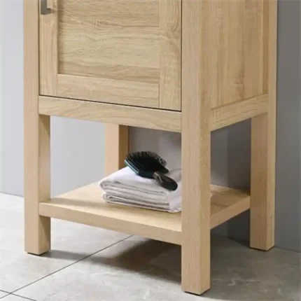 detalle mueble baño Fénix 52cm pino balda inferior con toallas y cepillo