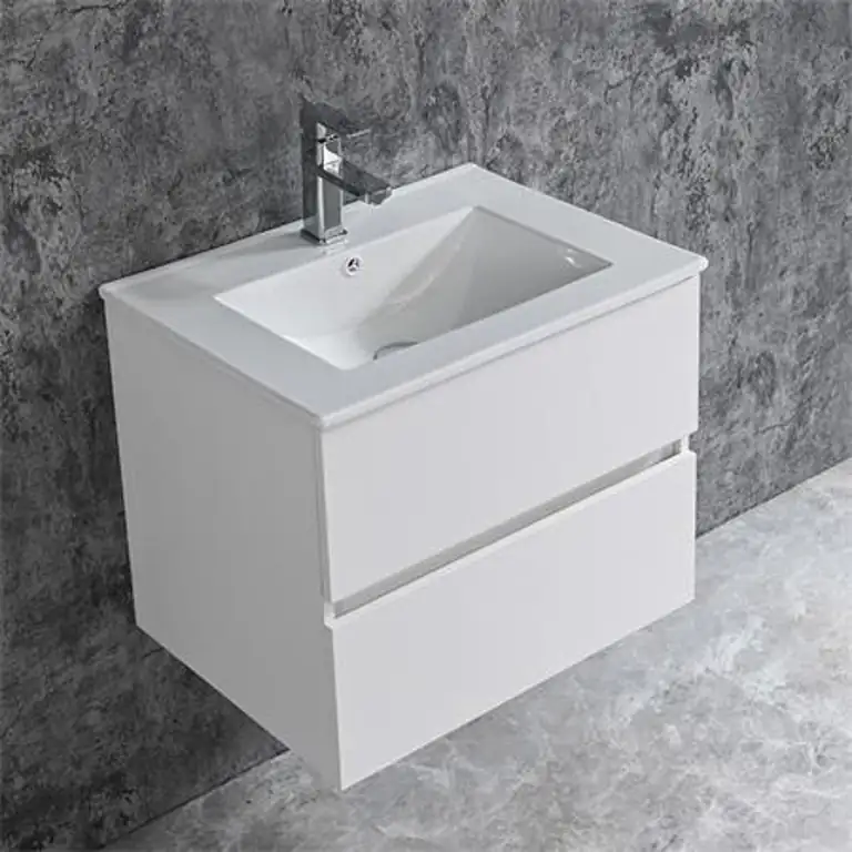 Vista frontal del mueble de baño suspendido Cala en color blanco brillo