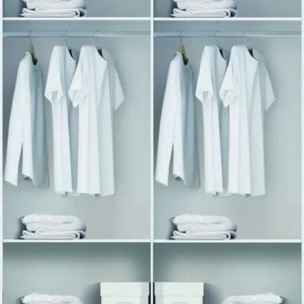 Detalle interior del armario corredero 2 puertas 182 cm con barras para colgar y estantes