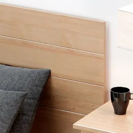 cabecero de madera 150 cm Magda color miel roble en dormitorio moderno