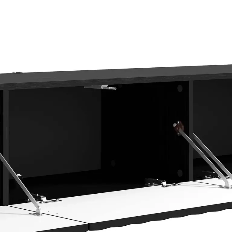 Interior del mueble TV Antibes negro con puertas abatibles y bisagras metálicas
