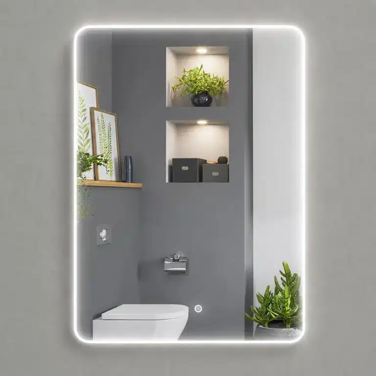 Segunda vista del espejo Madeira 60x80 con luz LED