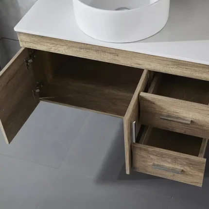 Detalle de puertas y gavetas del mueble Beta