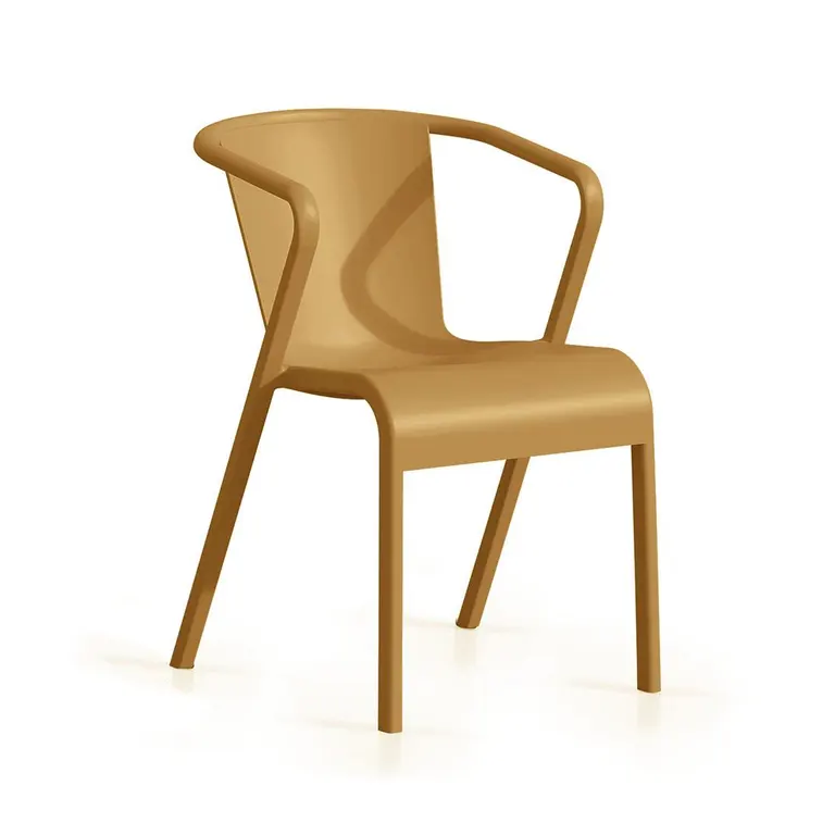 Sillón de exterior apilable Lusa en color Mostaza