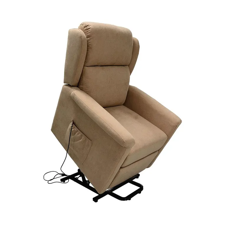 Sillón Malta beige con el mecanismo Power Lift elevado