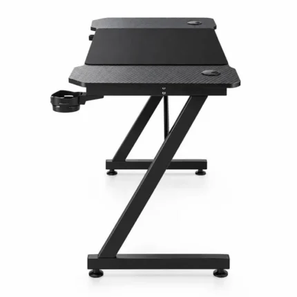 Perfil lateral de la TB600 y su base de patas inclinadas