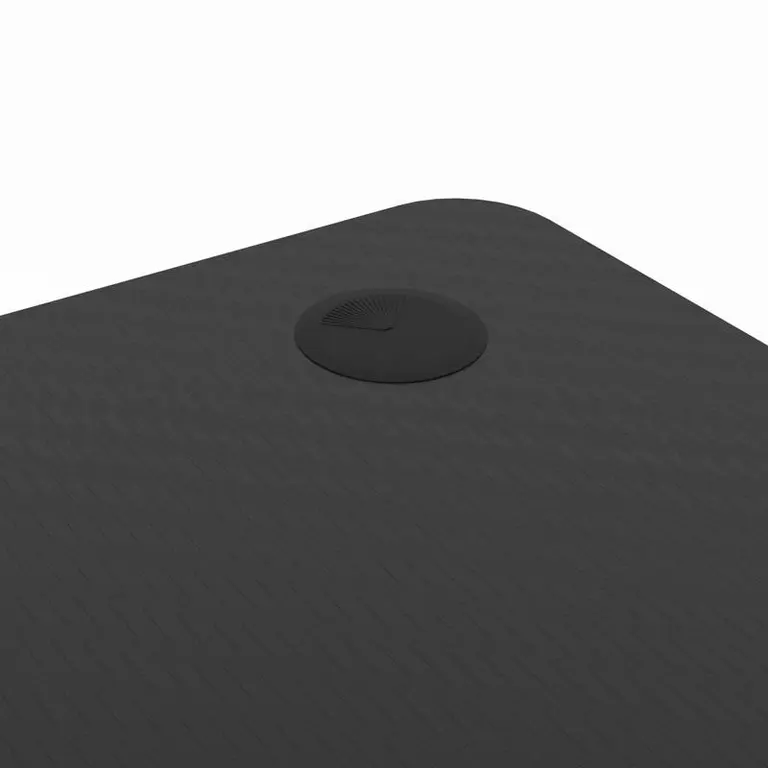 Pasacables circular en el tablero negro de la TB700